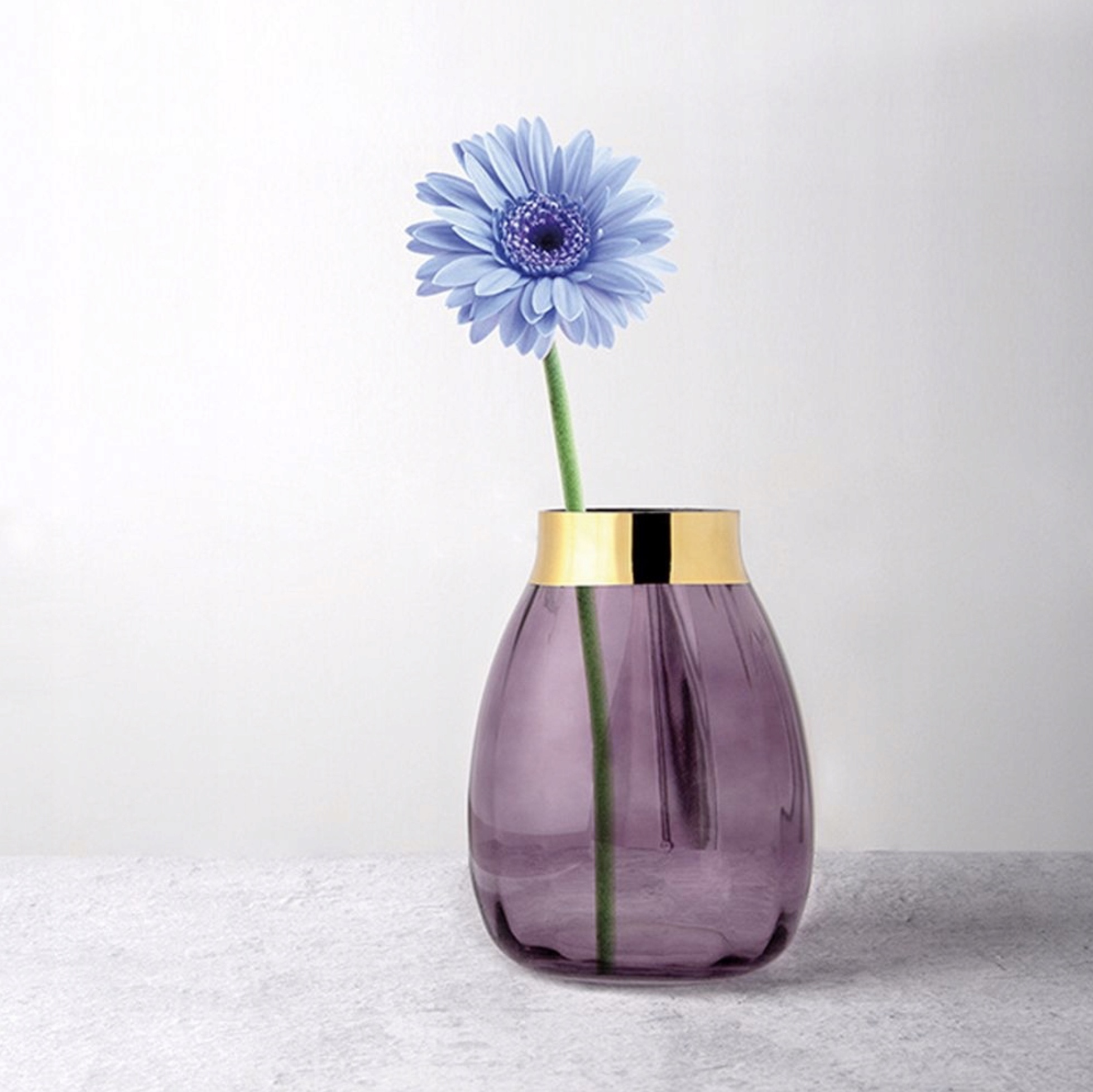 vaza_na_kvety_altom_design_aurora_gold_fialova_23cm